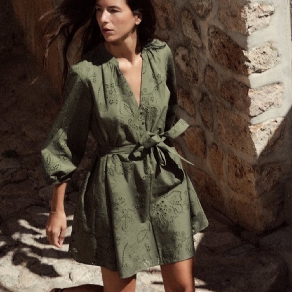 ZARA RUBBERIZED OPENWORK EMBROIDERY DRESS, Size XS. NWT